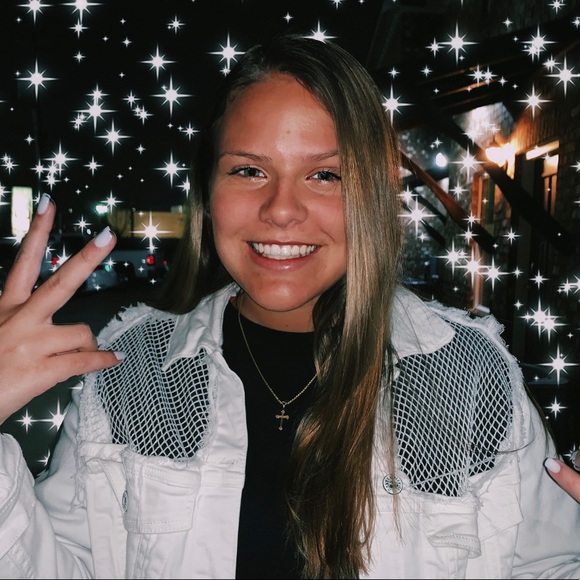 Meet your Posher, Morgan - Picture 1 of 2